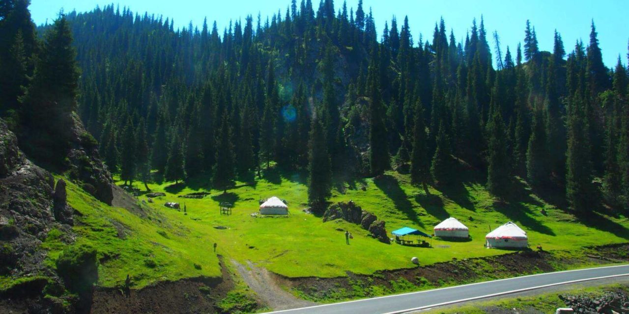 1 Day Urumqi Tour to Tianshan Grand Canyon