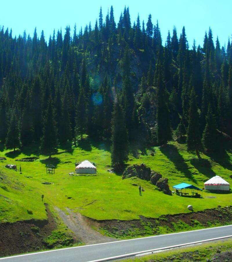 1 Day Urumqi Tour to Tianshan Grand Canyon